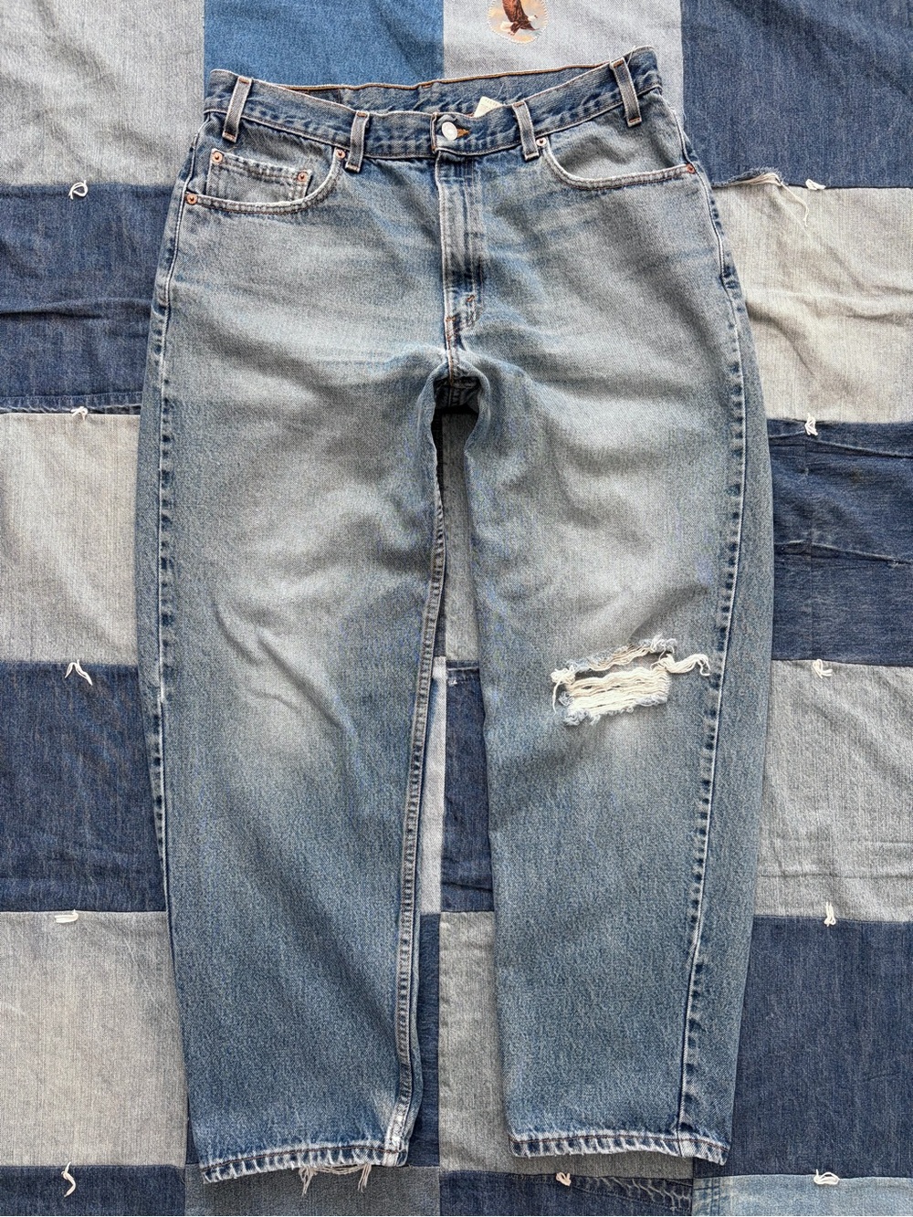 90s Vintage Levi’s 550 Relaxed Fit Denim Jeans Faded Distressed 35x28.5